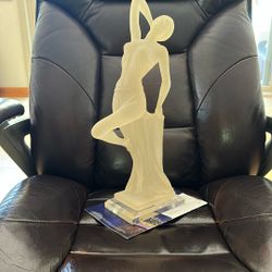 Rare Crystallus 1987 Statue