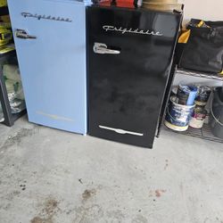 FRIGIDAIRE EFR376-BLACK 3.1 Cu Ft Black & Powder Blue Retro Bar Fridge with