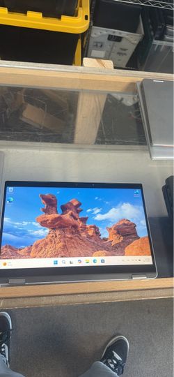 Dell Latitude 5320 16GB RAM 512GB SSD Core i7 11th Gen Windows 11 Pro