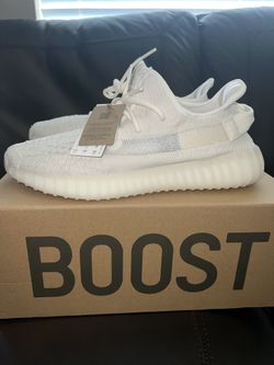 Yeezy Boost V2 White Bone Used 4 Times Size 11.5 Must Pick Near Memorial city Mall