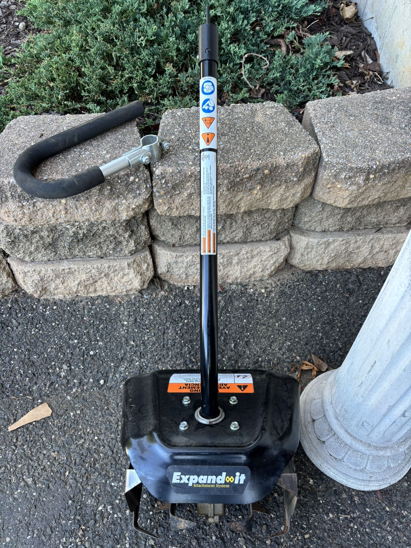Tiller attachment for Weedwhacker with handle very good condition $80