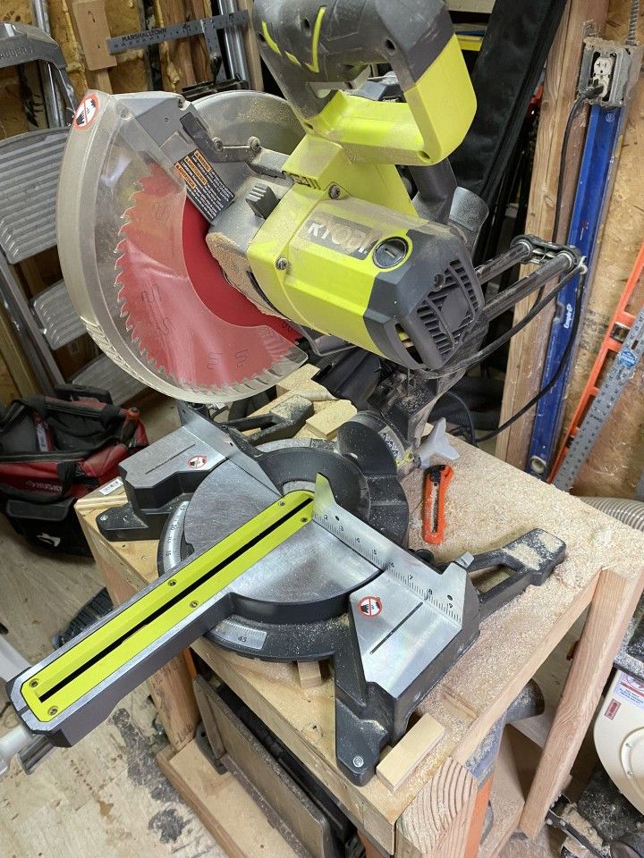 RYOBI TSS102L Sliding Miter Saw with Laser 15-Amp 10 in.