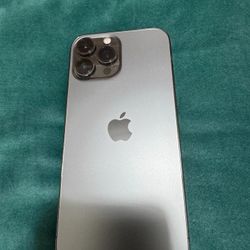 Apple iPhone 13 Pro Max, 256GB, Graphite - Unlocked (Renewed)