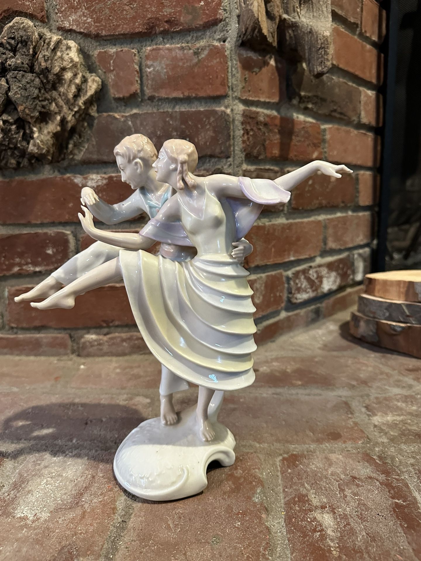 Vintage Hutschenreuther Dancing Couple Figurine