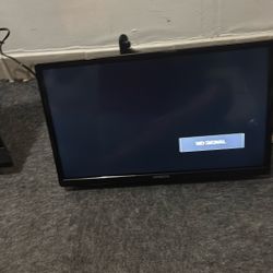 Small Hitachi TV 