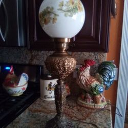 Antique Vintage Banquet Lamp Angels On Base