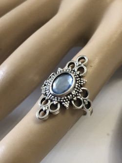 High quality elegant vintage ring size 5