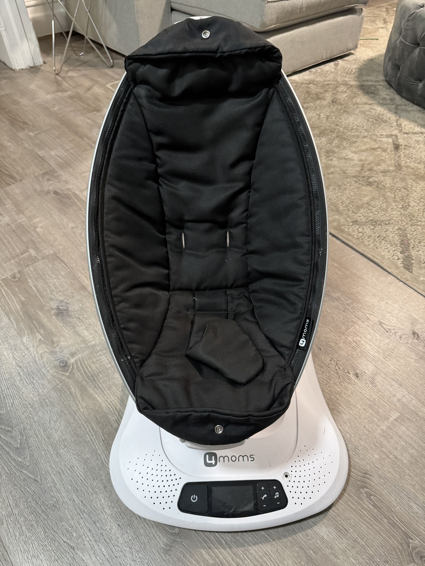 4 Moms Mamaroo Baby Swing