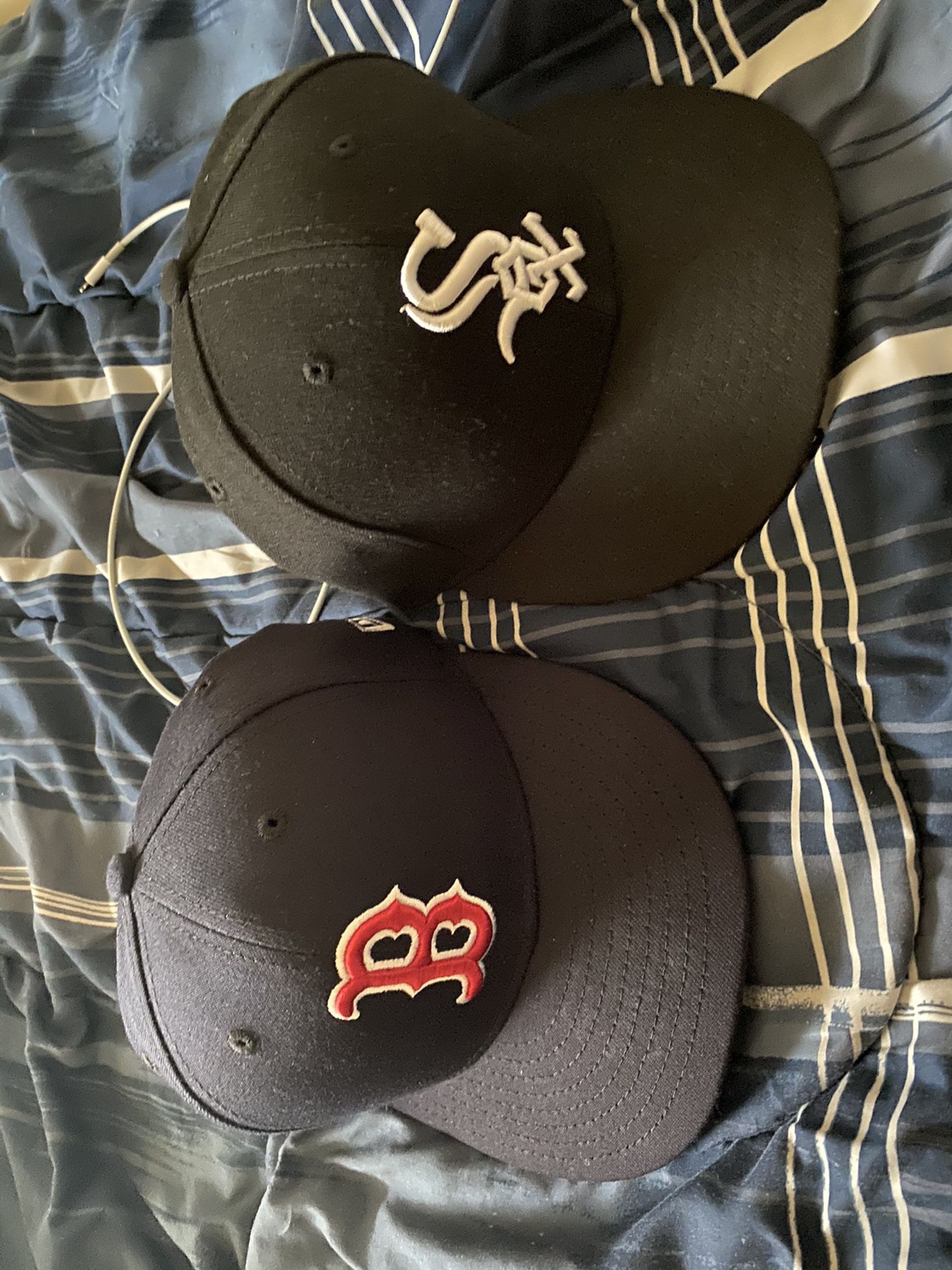 7 1/8 new era hats- Red Sox and white Sox