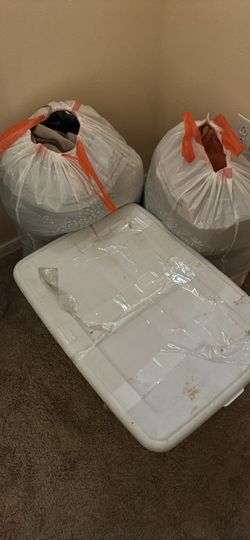 Bags of clothes and women heels(size S / size 51/2