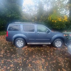 2006 Nissan Pathfinder Le