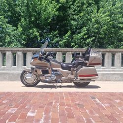 1987 Honda Goldwing  GL1500 92k Miles