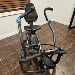 Teeter FreeStep® LT1 Recumbent Cross Trainer (mix of bike and elliptical)
