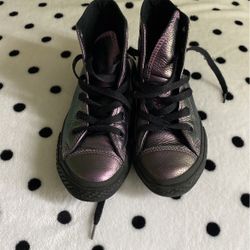 Converse Girls Size 1 