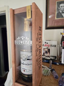 BUDWEISER GLASS BOTTLE