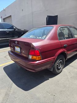 1995 Toyota tercel   160 mil millas