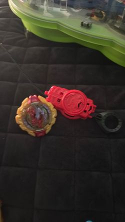 stone lynwyrm, valtyrek and z achilles beyblades