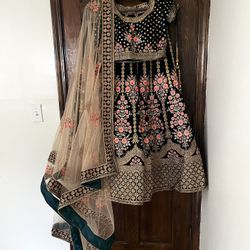 Beautiful Never Worn New  , Fully Stiched , Heavy Designer Lehenga ❤️