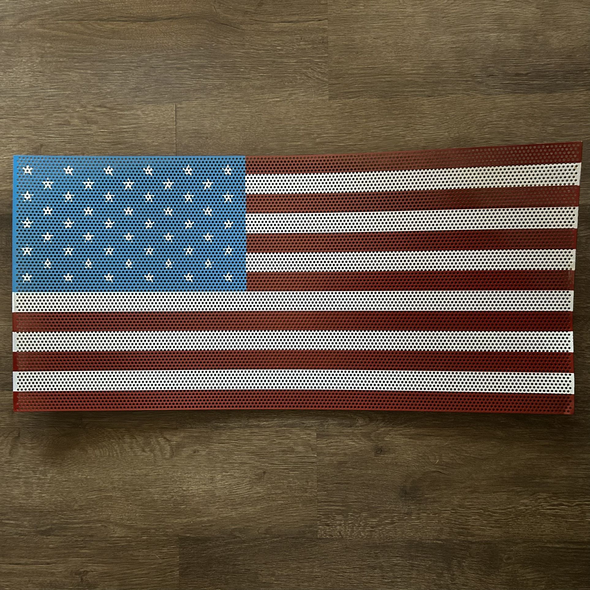 Grille Insert Flag