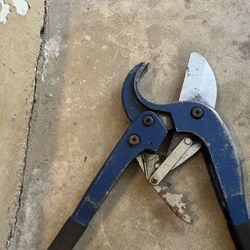 2” Pvc ,  Tubing And Electrical Conduit  Cutter 