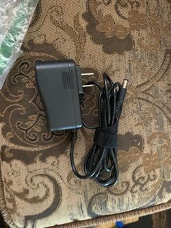 9 V AC/DC adapter