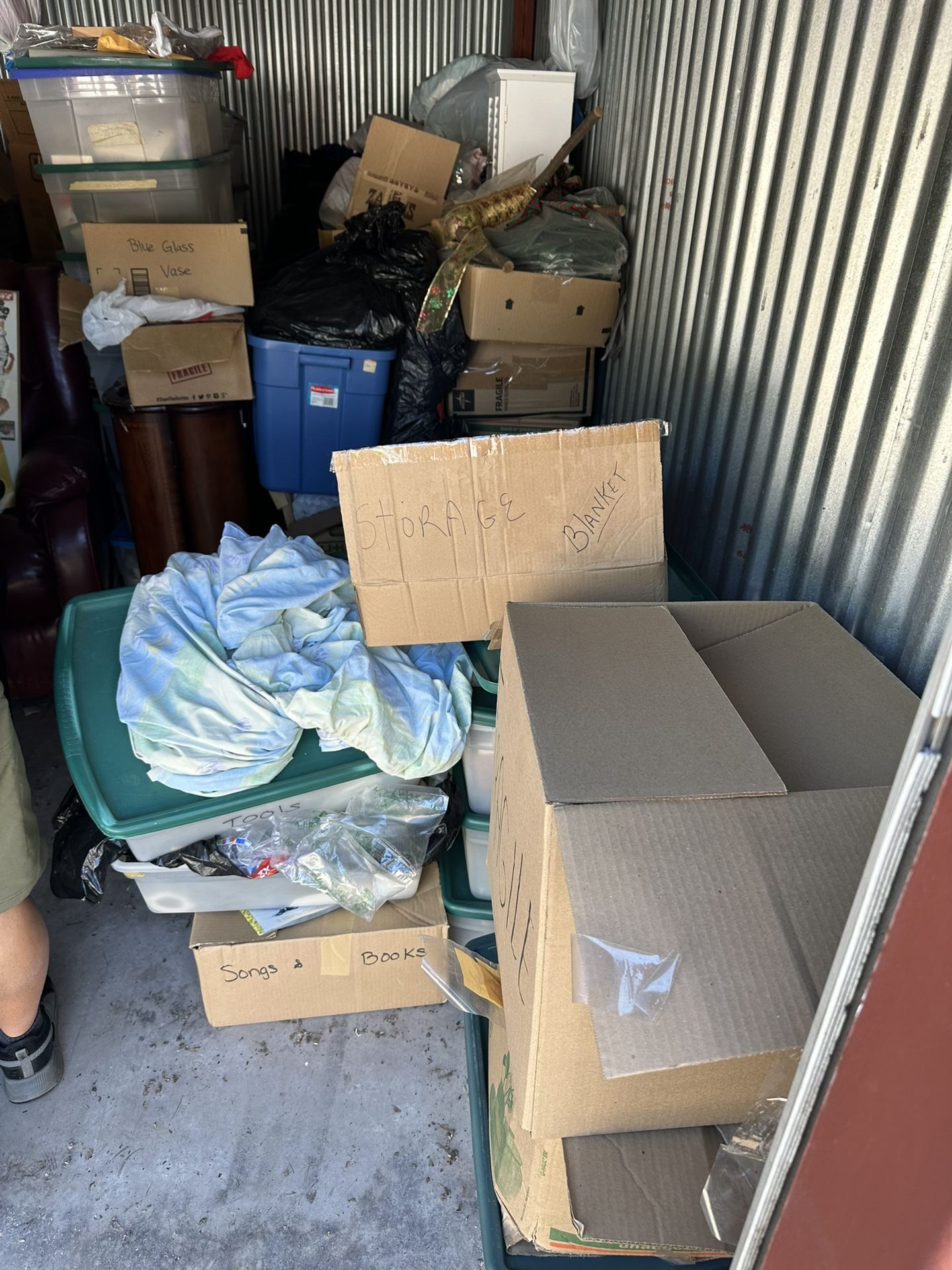 Will Sell All Or Will Sell Some Come By And Pick With Is Make A Pile Make A Deal