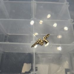 14kt GOLD Pendant 