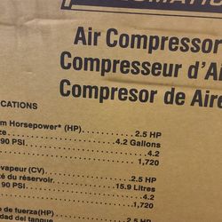 MAKITA 4.2GALLON 2.5HP COMPESSOR