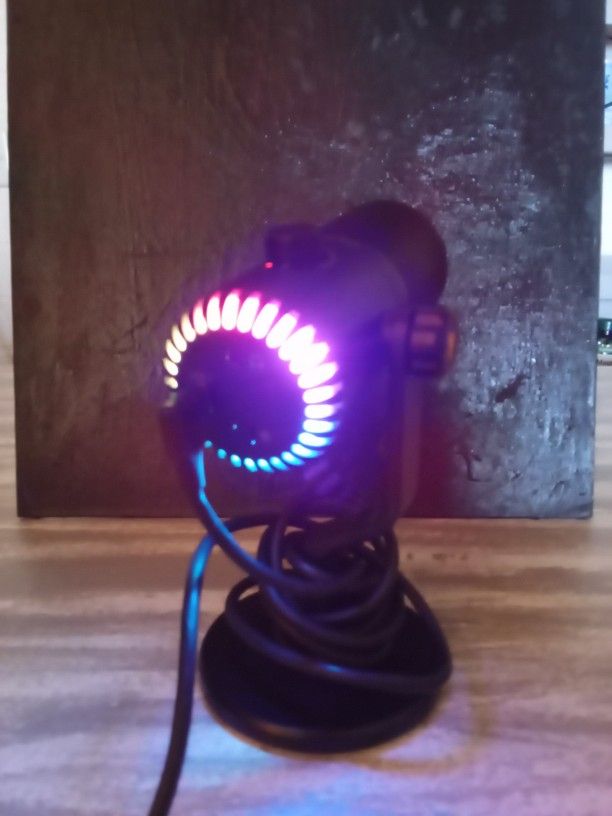 "Slightly Used" Moana DM-30 USB Condenser Wireless Mic w/ 7 Diff RGB Led Light Settings & Sound Program