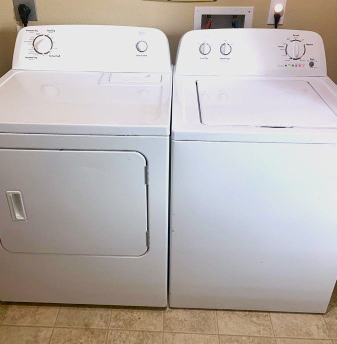 Full Size Washer Dryer set from Amana