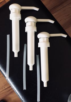 Plastic Soap and Lotion Pump
