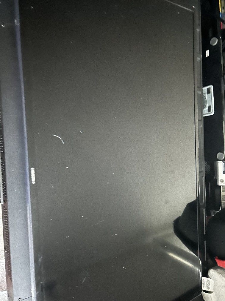 Flat screen Samsung Smart TV