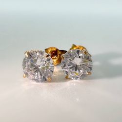 14k yellow gold 1CTW CZ stone studs earrings