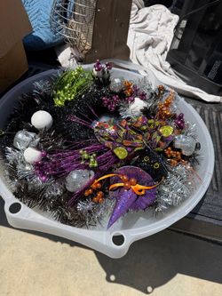 Halloween Wreath with Decorative Accents