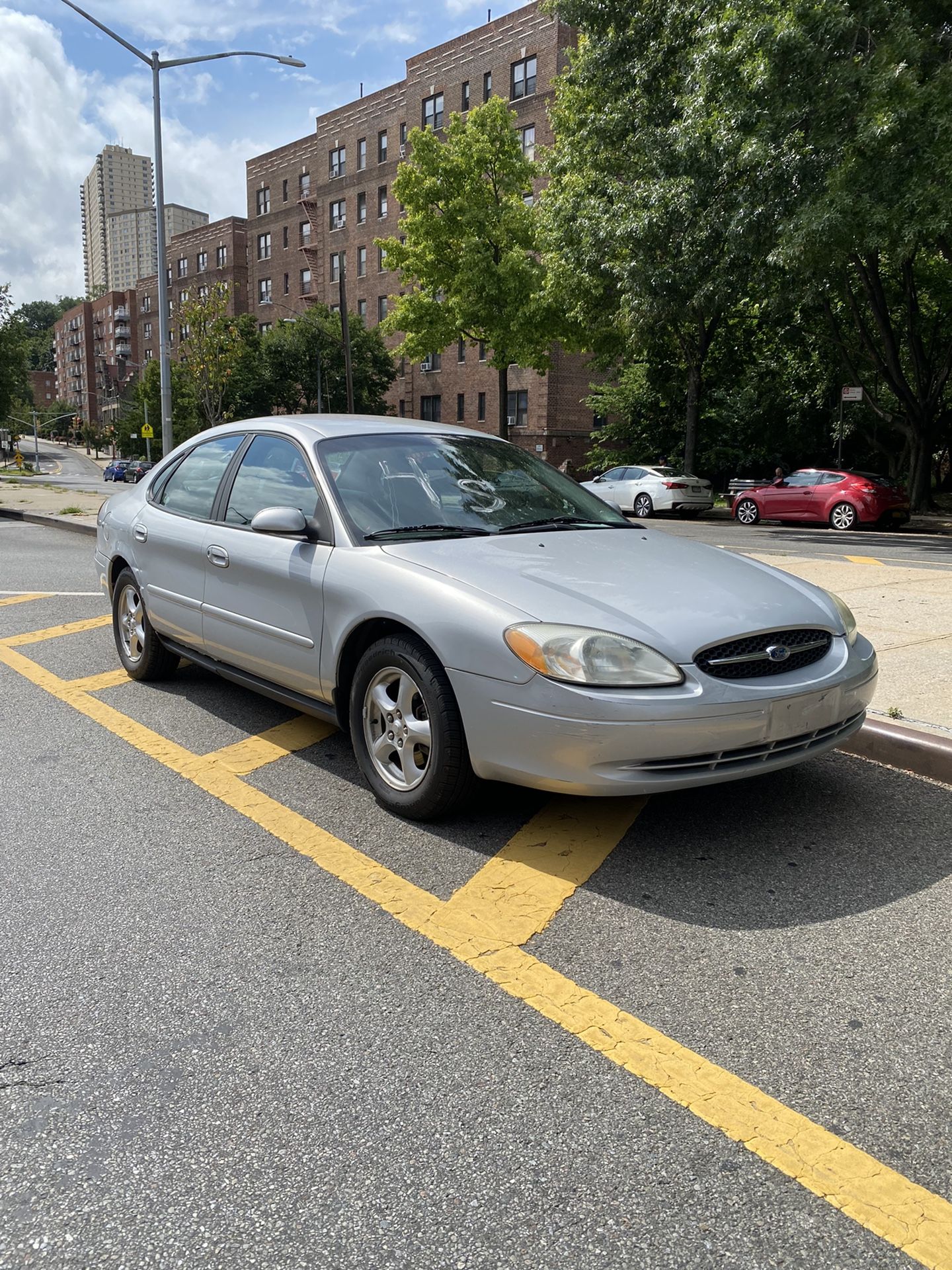 Ford Taurus