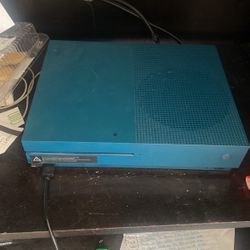 Xbox One S With Three Controllers