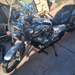 Honda's shadow spirit 750