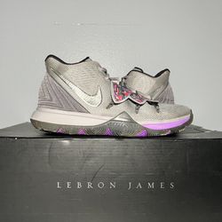 Nike Kyrie 5 Graffiti