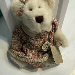Boyds Bears and Friends Katie B Berrijam 910062 Dress w/Tags and Buttons 10"