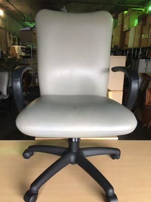 New And Used Office Chairs For Sale In Chehalis Wa Offerup