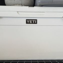 Used Yeti Tundra 125 Cooler 
