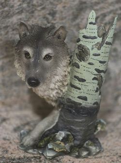 Pretty Wolf Figurine