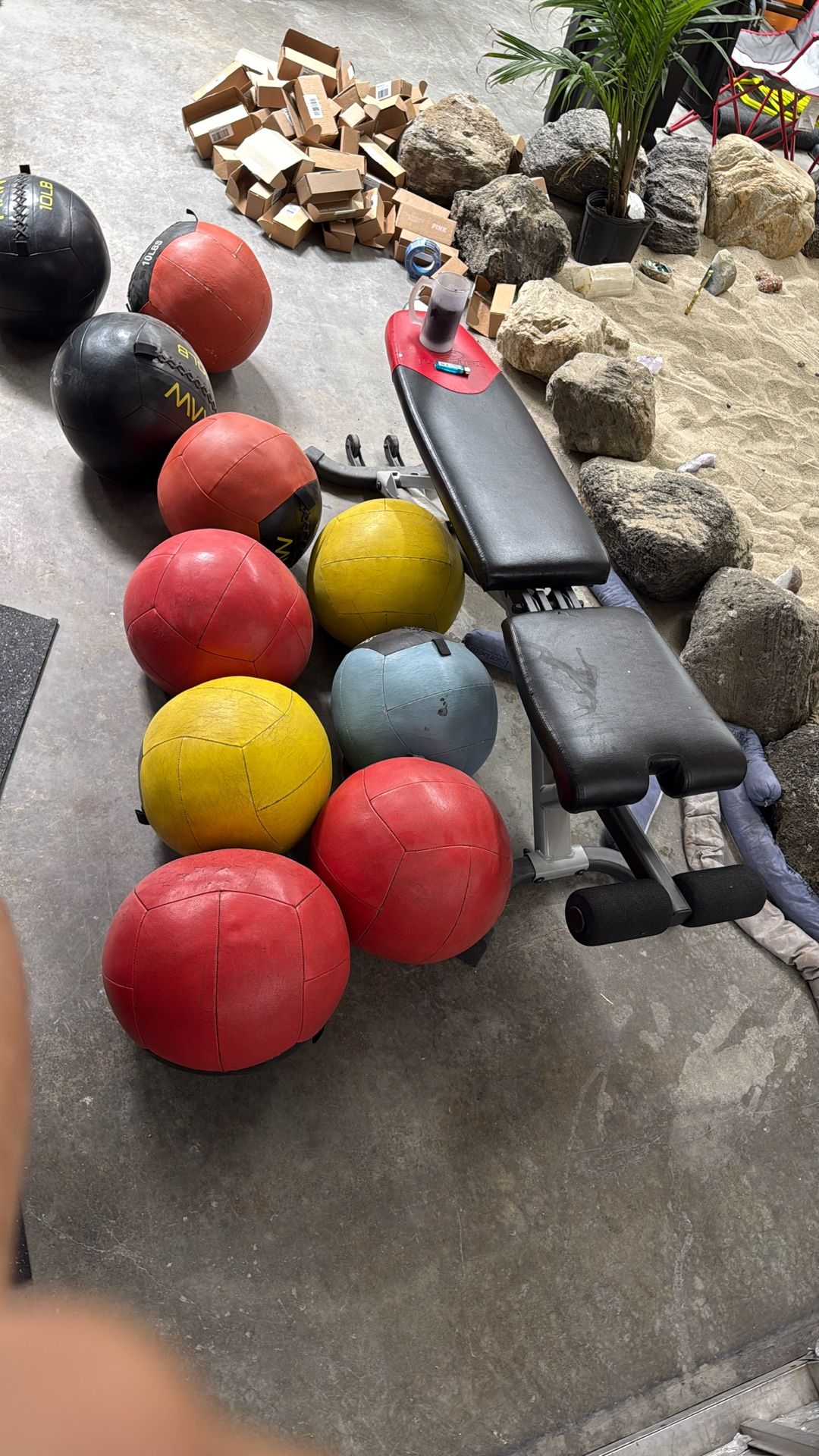 CrossFit Wall Balls Fro Home Gym! CrossFit