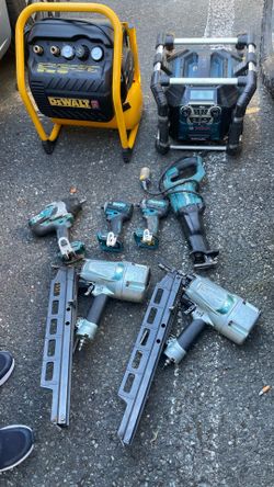 pistolas itachi son 2 y un soso y dos impactos y un taladro makita y un compresor dewalt y una grabadora bosch