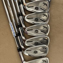 Wilson/Staff  V6 Forged 4-PW