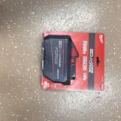 Milwaukee Red Lithium Forge Battery