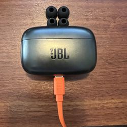 JBL Wireless Earbuds