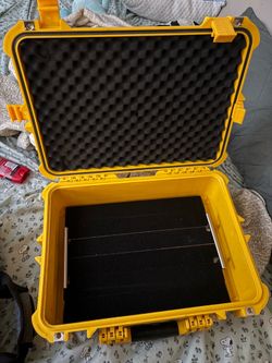Pedalboard + Weatherproof Case