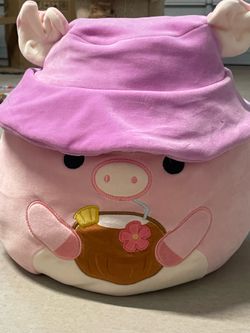 Pig plushie