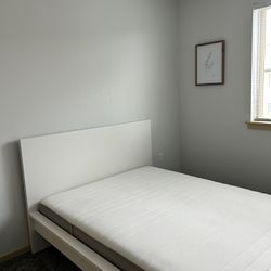 bedroom white bed 